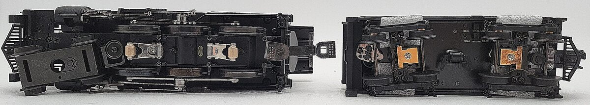 MTH 20-3357-1 O Scale Jersey Central 4-6-0 Camelback w/PS2 (Hi-Rail Wheels) #779 LN/Box
