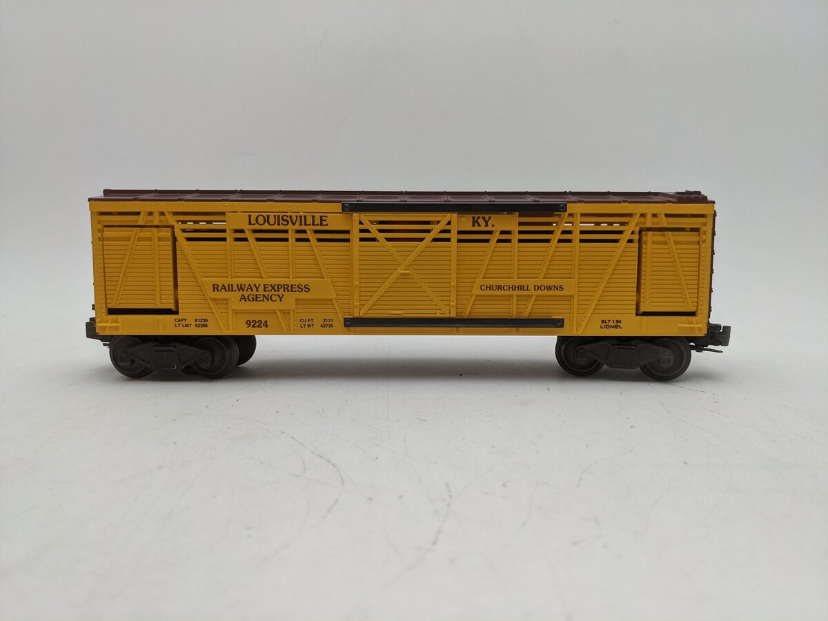 Lionel 6-9224 O Gauge Churchill Downs Operating Horse Car Set EX/Box