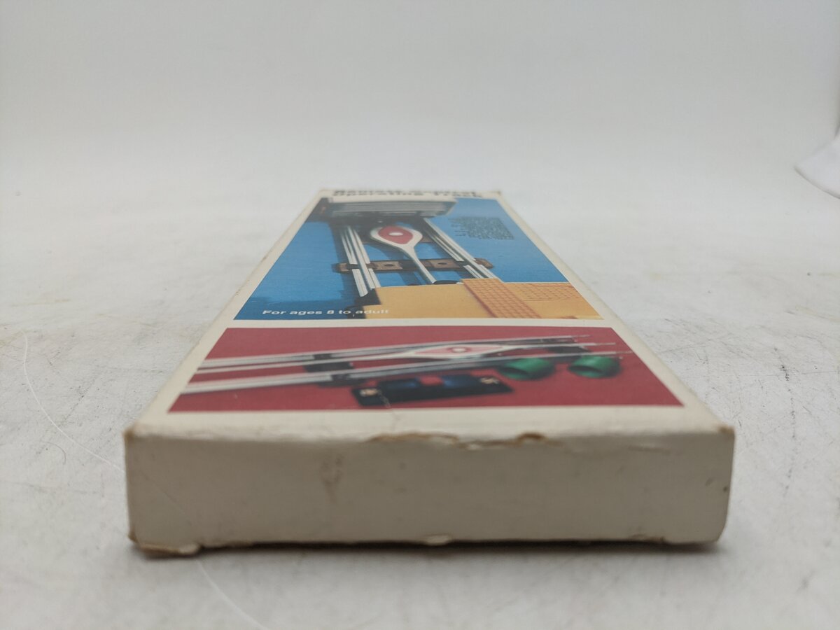 Lionel 6-5149 O27 Remote Control Uncoupler Track VG/Box