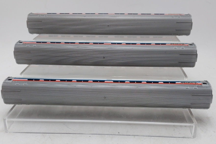 Bachmann HO Scale Assorted Amtrak Passenger Cars [3] EX