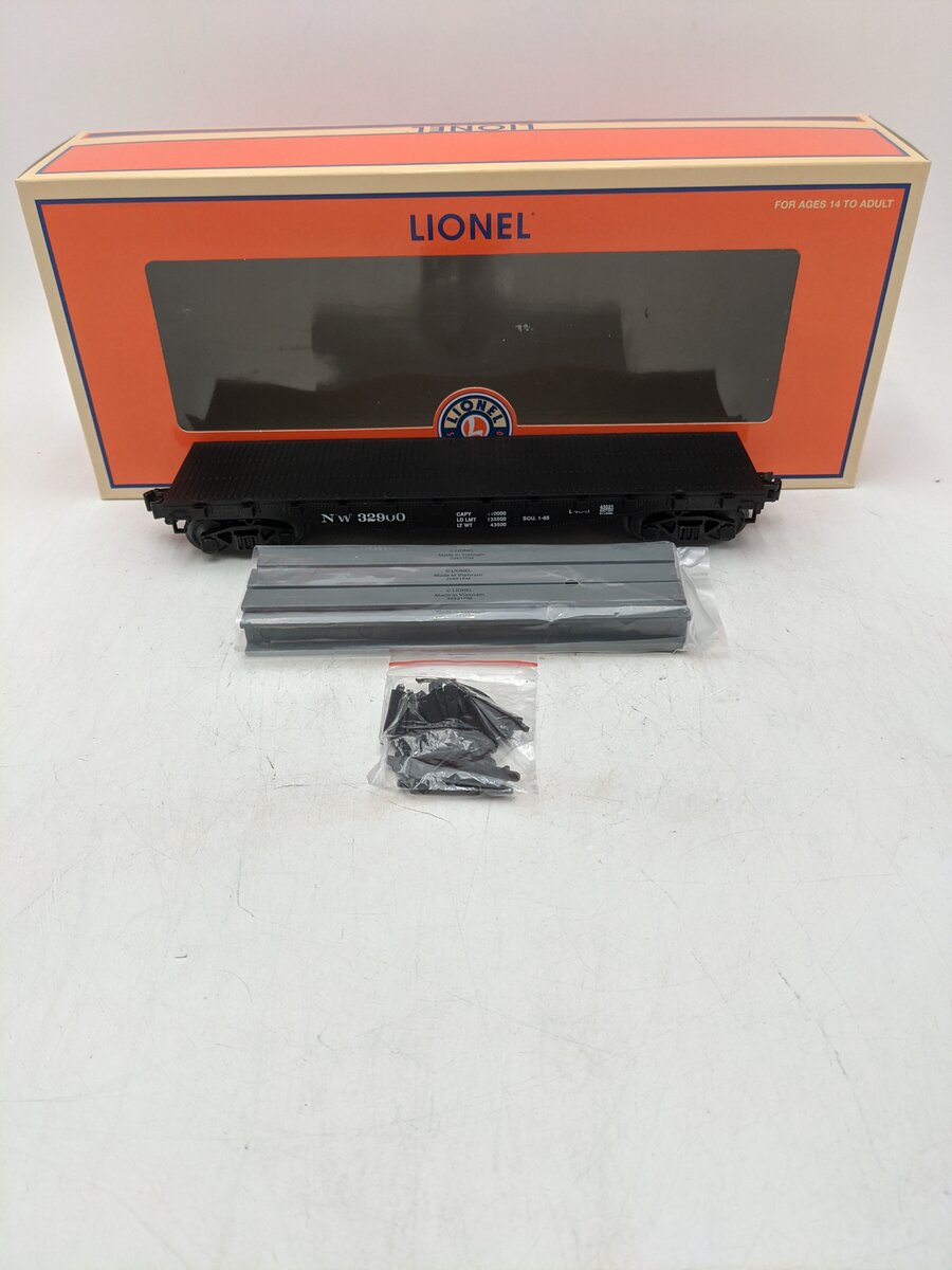Lionel 2143021 O Norfolk & Western Standard Flat Car with Stakes #32900 EX/Box