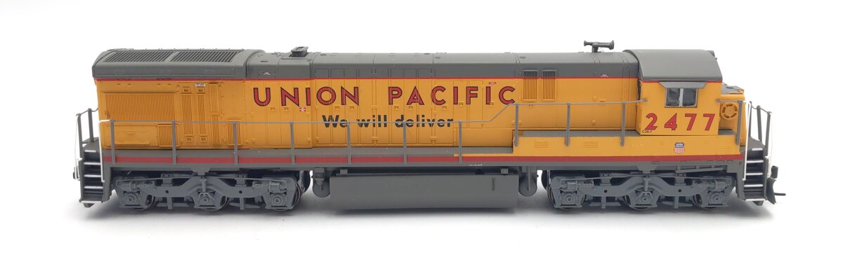 Broadway Limited 5050 HO Scale Union Pacific GE C30-7 Diesel Locomotive #2477 EX/Box