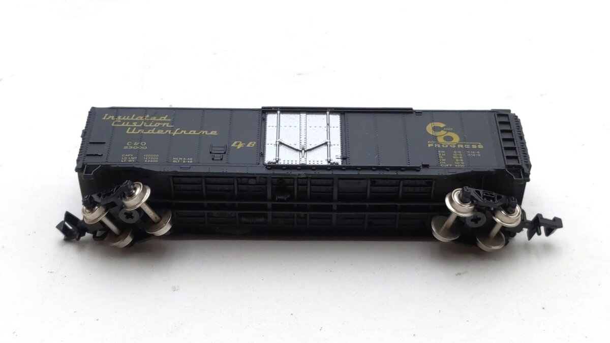 Bachmann 53-1010-22 N Scale Chesapeake & Ohio Box Car # 23000 LN