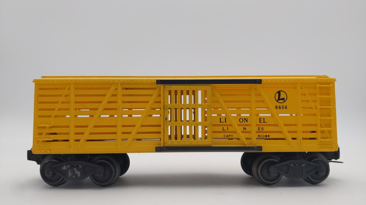 Lionel 6656 Vintage O Lionel Lines Yellow Stock Car VG