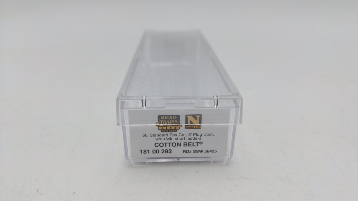 Micro-Trains 18100292 N Cotton Belt 50' Insulated Plug-Door Boxcar #56425