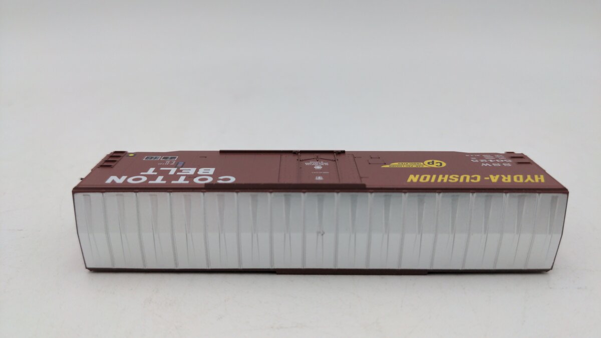 Micro-Trains 18100292 N Cotton Belt 50' Insulated Plug-Door Boxcar #56425