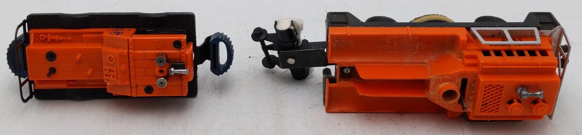 Lionel Vintage O Gauge Motorized Units # 3927 & 50 [2] VG