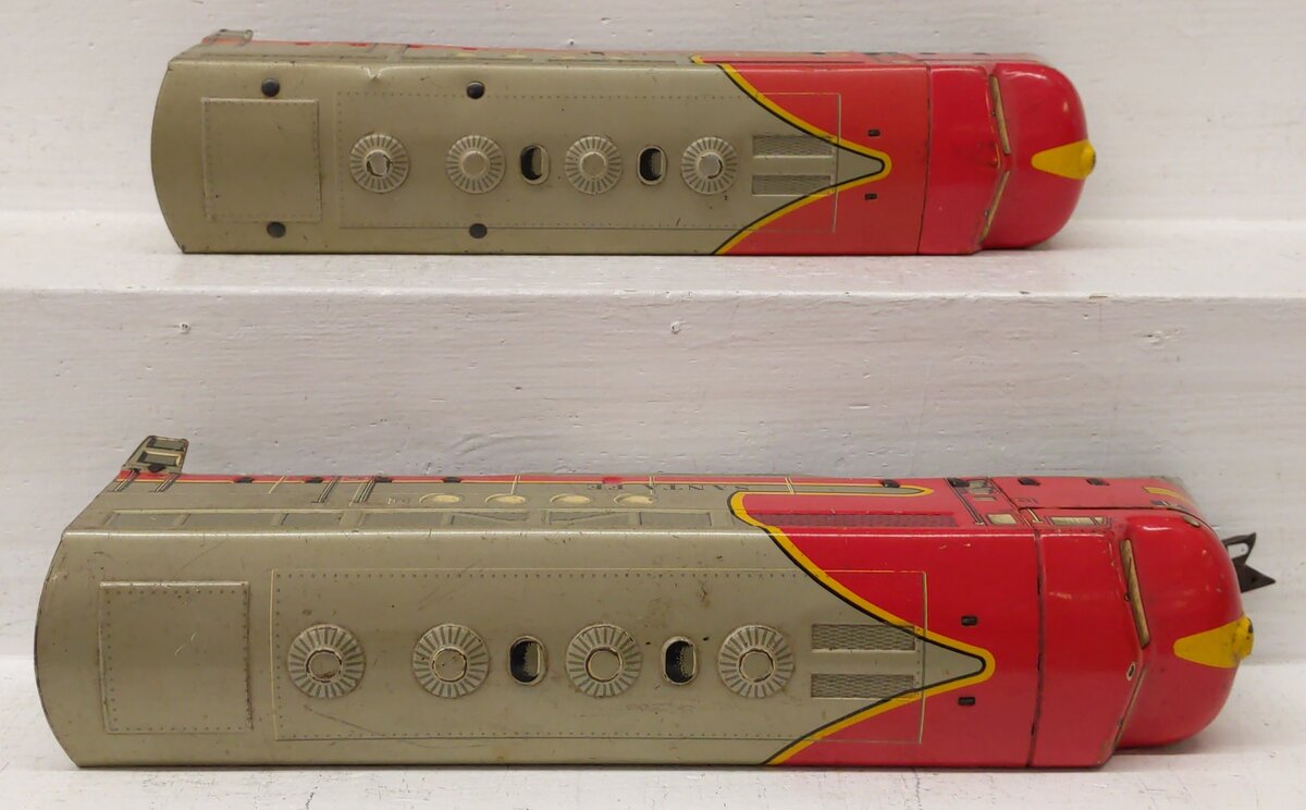 Marx 21 Vintage O Santa Fe F3 AA Diesel Locomotive & Dummy Unit Set