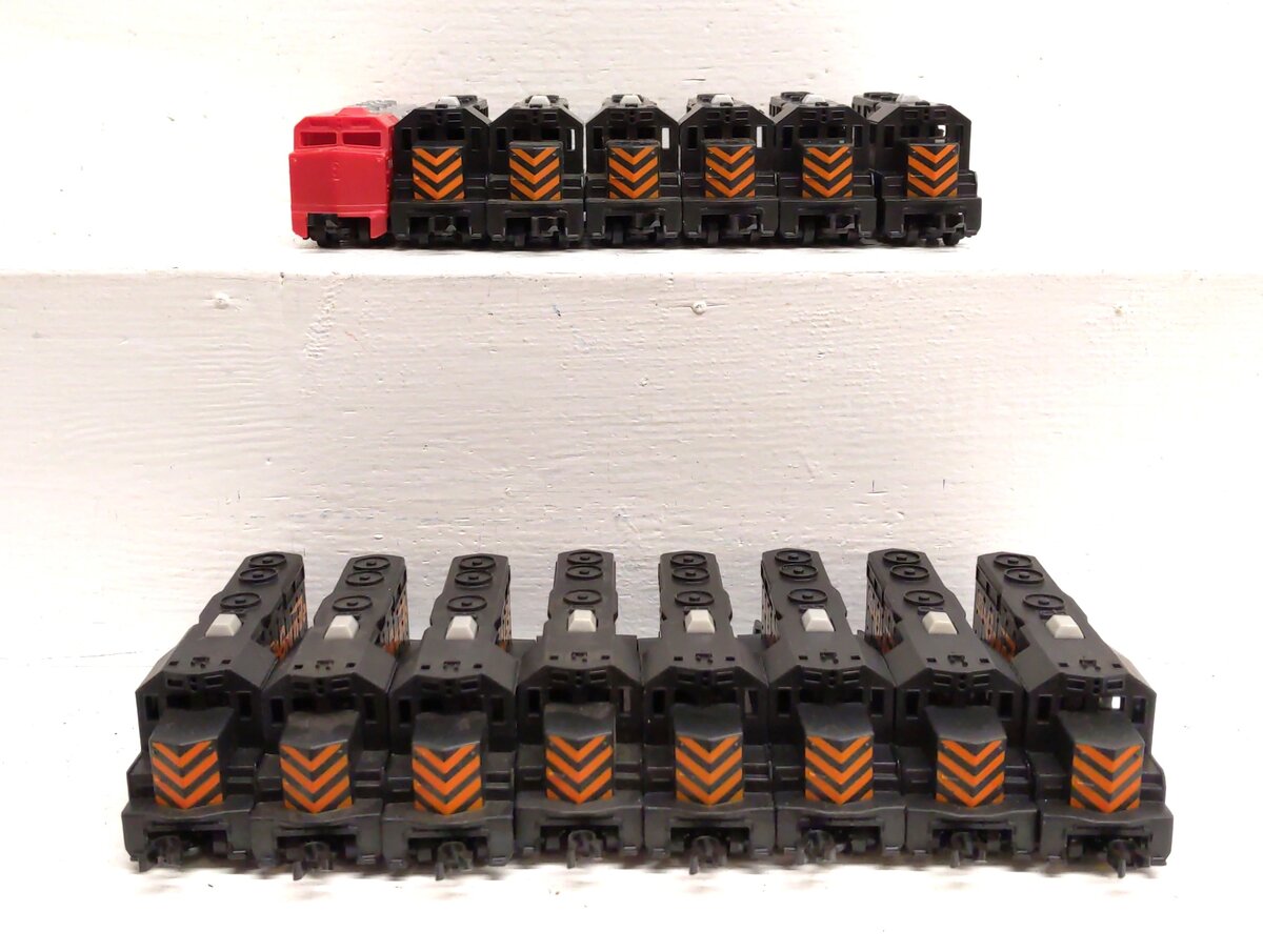 Mattel HO Scale Rio Grande & Santa Fe Dummy Diesel Locomotives [15] EX