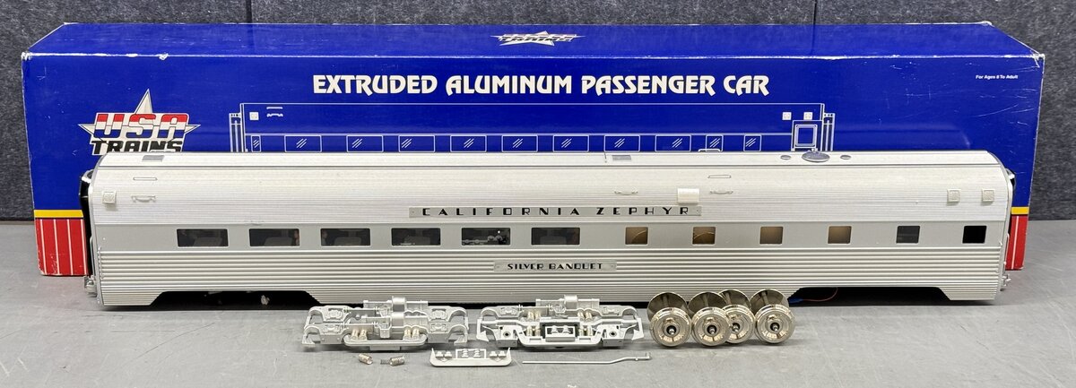 USA Trains 31013 G "California Zephyr" Corrugated Aluminum Diner (Metal Wheels)/Box