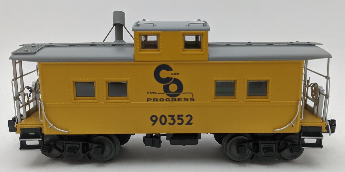 Lionel 6-83360 O Gauge Chesapeake & Ohio Northeast-Style Caboose #90352 LN/Box