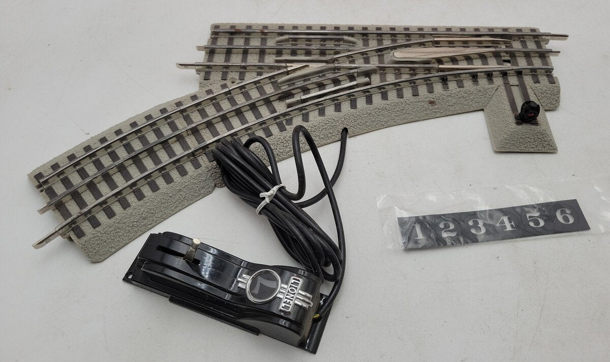 Lionel 6-12045 O36 Left Hand Remote-Control FasTrack Curved Switch Turnout VG/Box