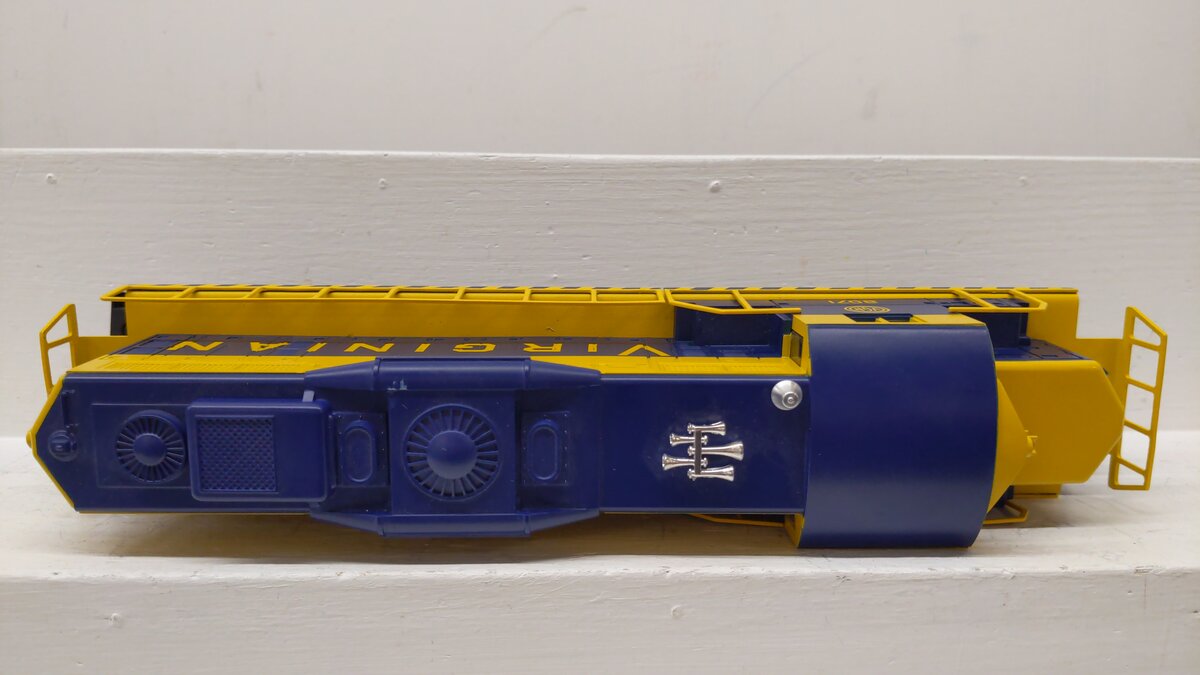 Lionel 6-8071 O Gauge Virginian SD-18 Diesel Locomotive VG
