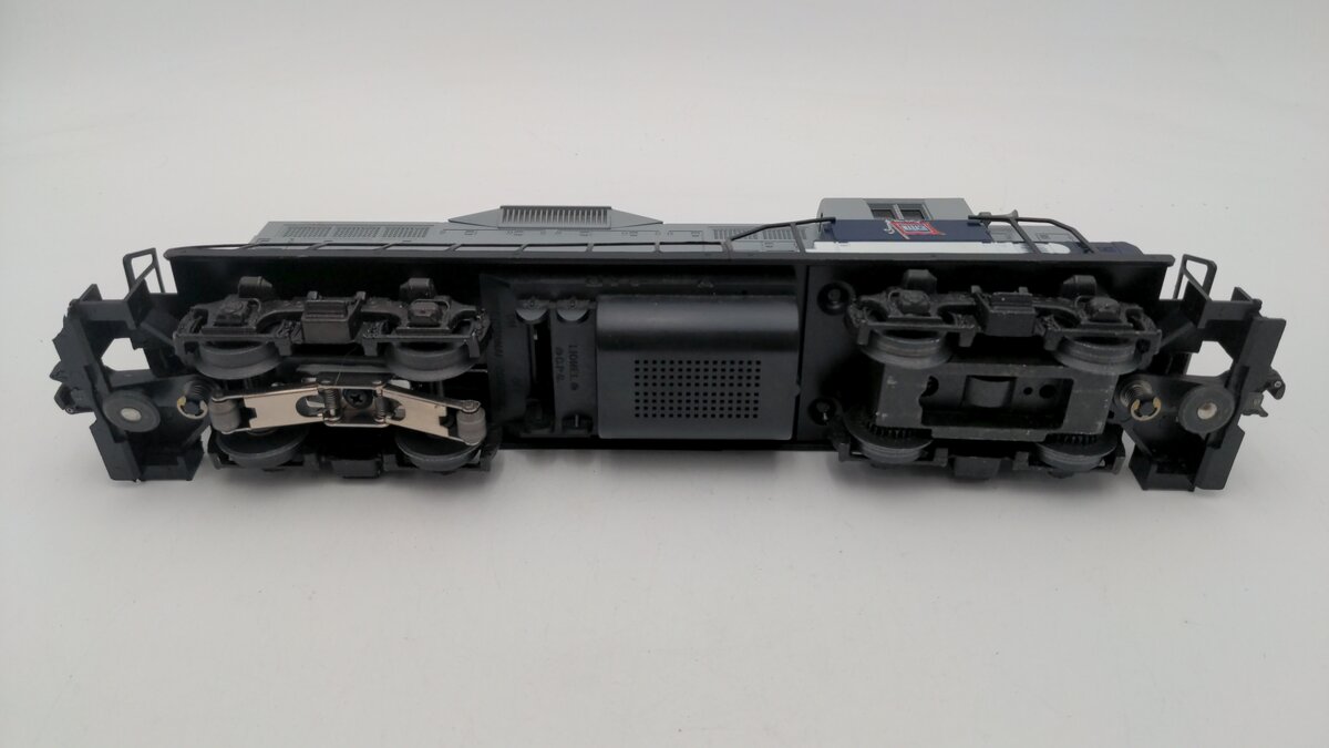 Lionel 6-38895 Wabash Legacy Scale GP9 Diesel Locomotive #484 EX