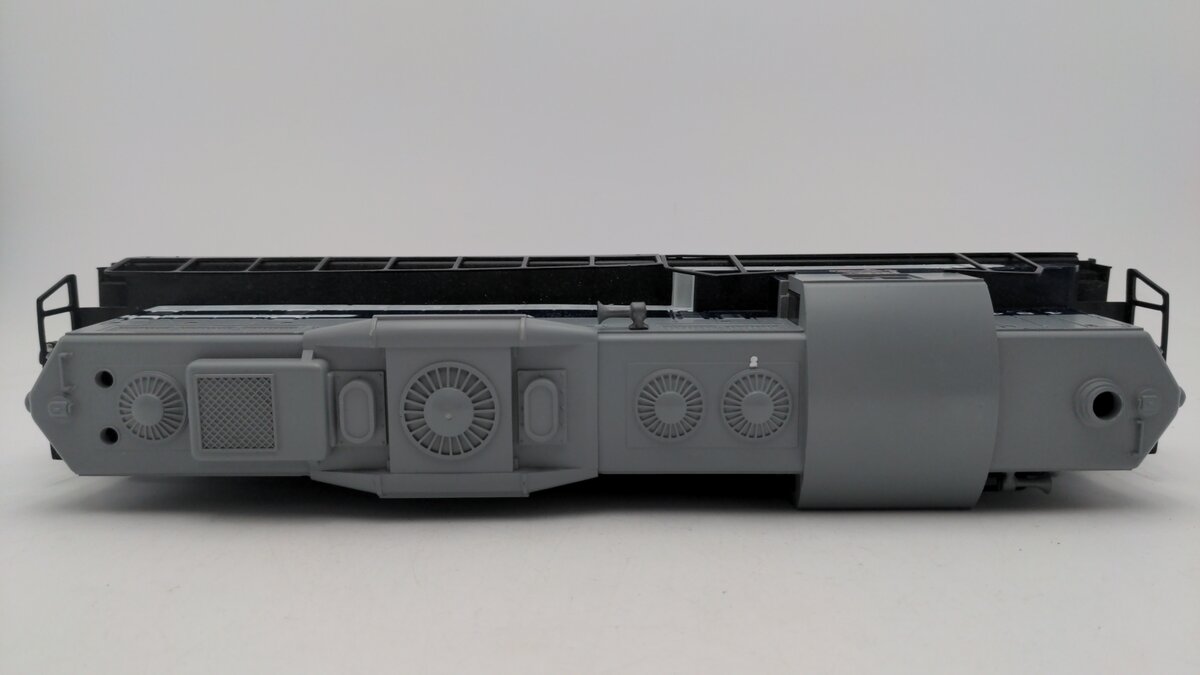 Lionel 6-38895 Wabash Legacy Scale GP9 Diesel Locomotive #484 EX