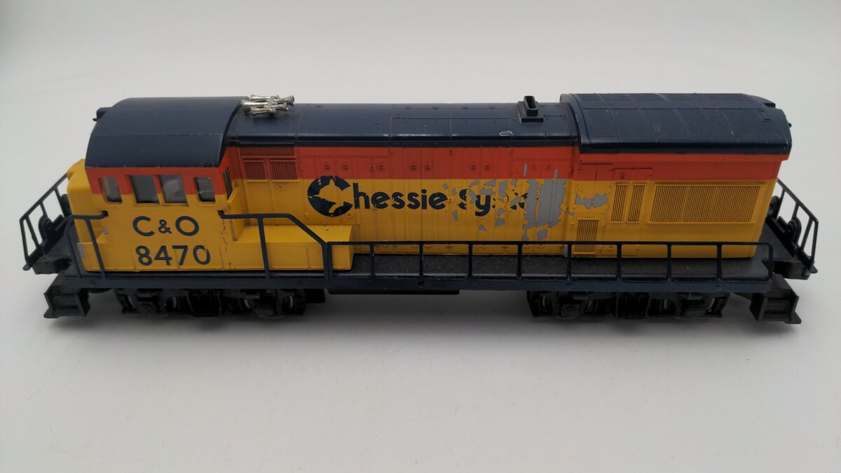 Lionel 6-8470 O Gauge C&O Chessie System U36B Powered Diesel Locomotive VG