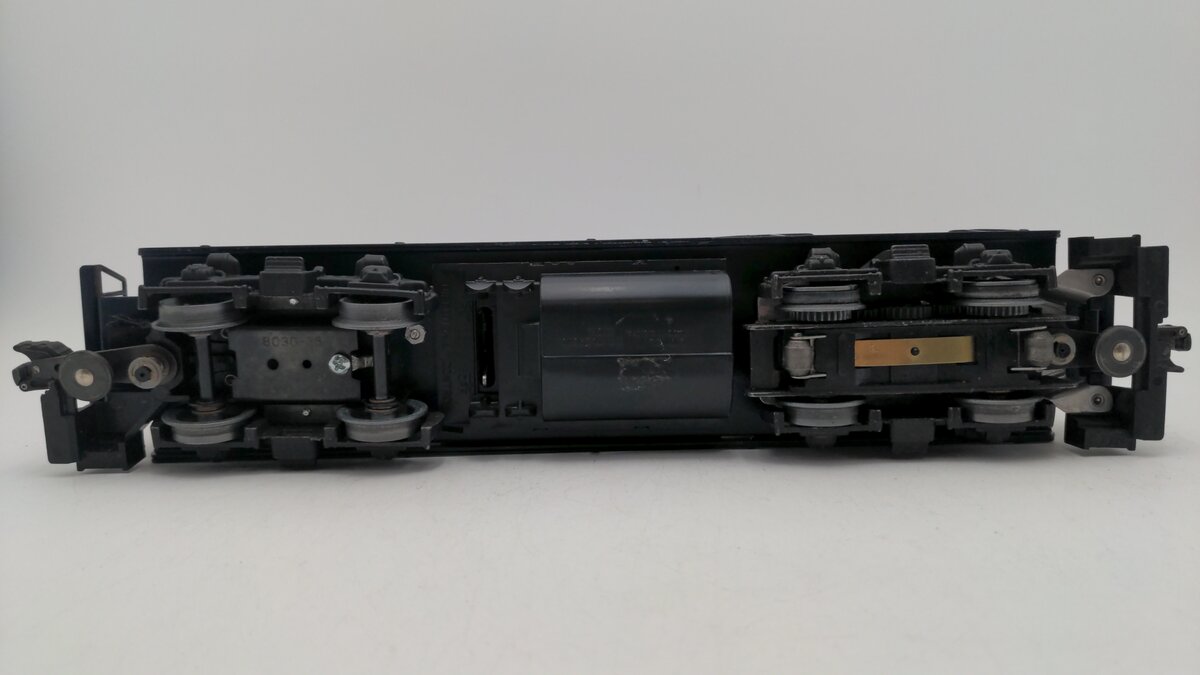 Lionel 6-8470 O Gauge C&O Chessie System U36B Powered Diesel Locomotive VG