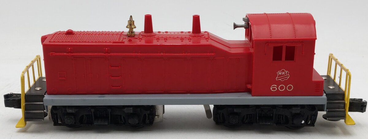 Lionel 600 Vintage O MKT NW-2 Diesel Locomotive w/Yellow Handrails VG