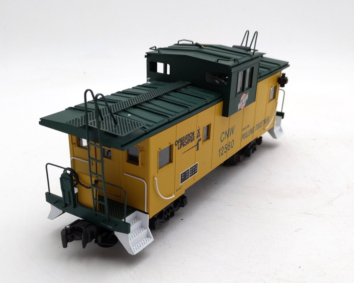 K-Line K613-1311 O Gauge Chicago & North Western Extended Vision Caboose #12560 EX