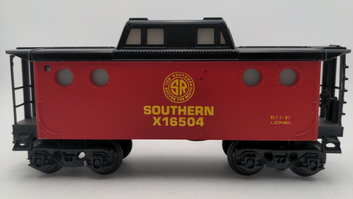 Lionel 6-16504 O Lighted Southern Caboose EX