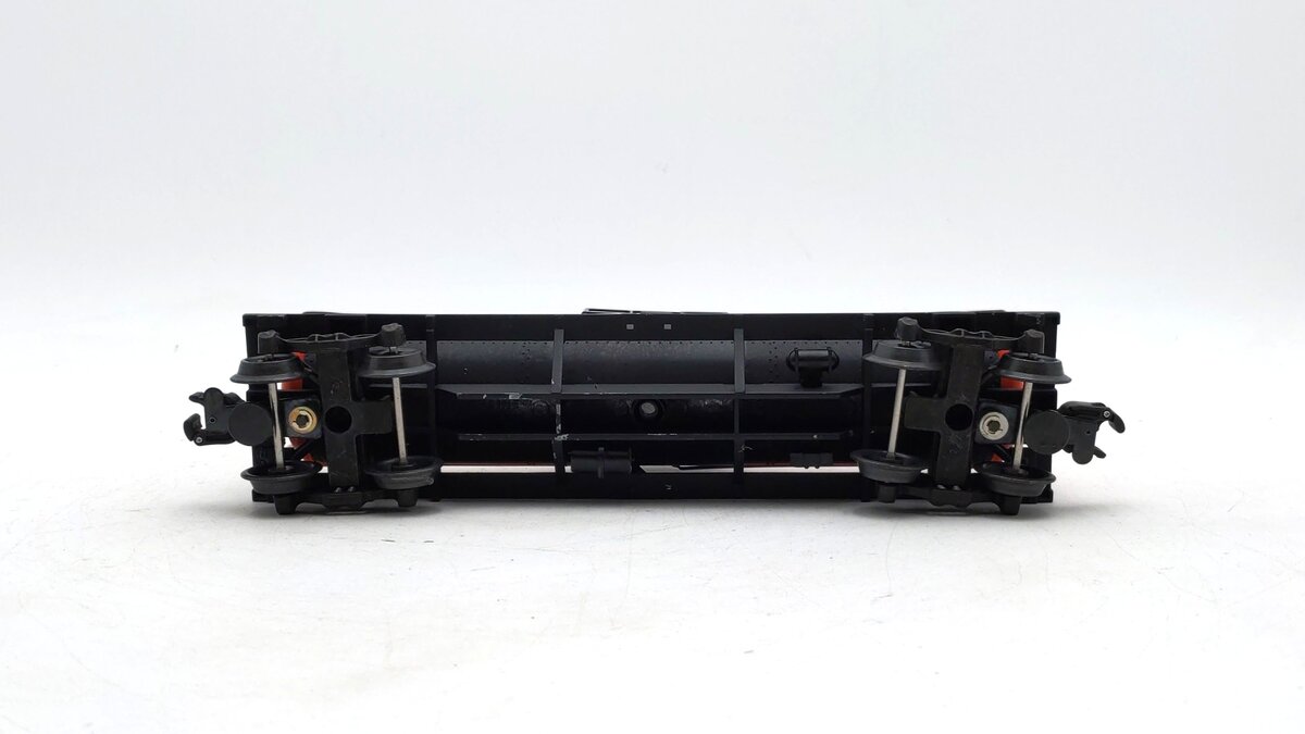 K-Line K632-8012 O Gauge Hooker Chemical Single Dome Tank Car - Custom