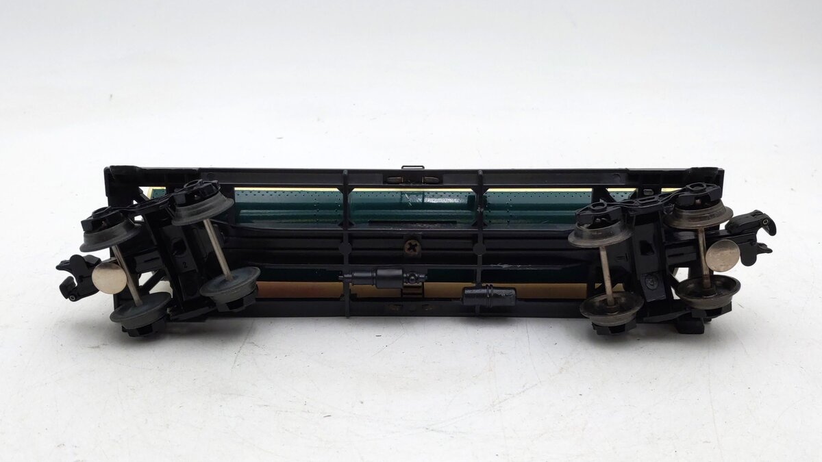 Lionel 6-9148 O Gauge DuPont Triple Dome Tank Car #9148 VG
