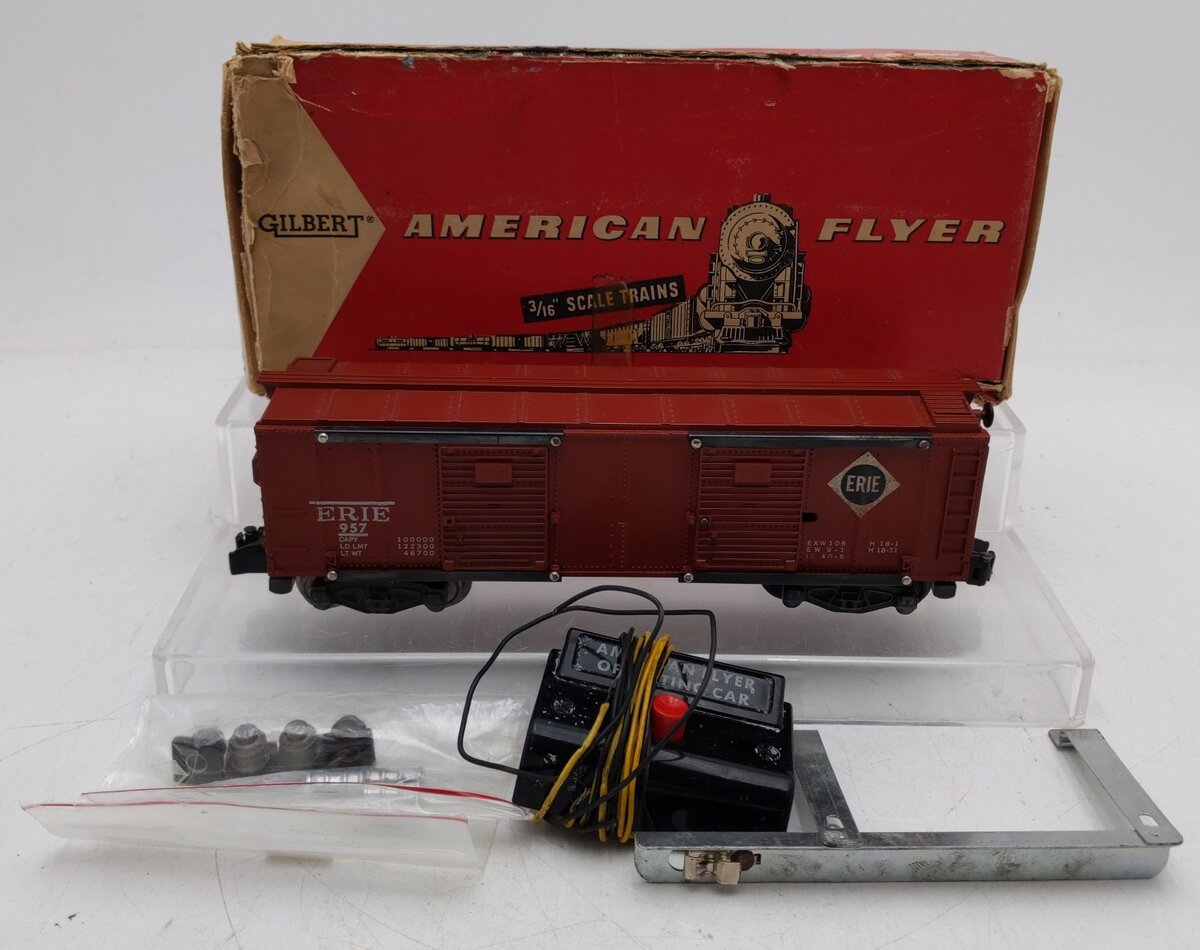 American Flyer 957 VIntage S Erie Operating Tuscan/White Boxcar VG/Box