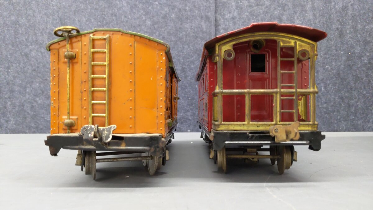 Lionel Standard Gauge Prewar Assorted Freight Cars 513 & 517 [2] VG