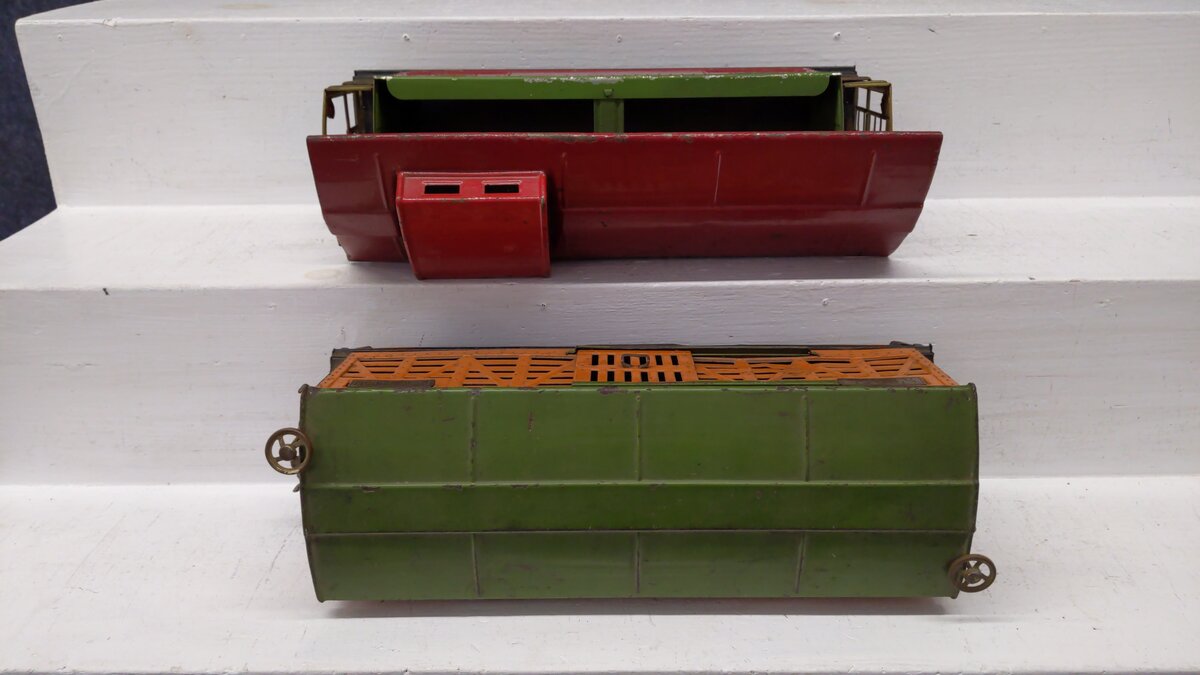 Lionel Standard Gauge Prewar Assorted Freight Cars 513 & 517 [2] VG