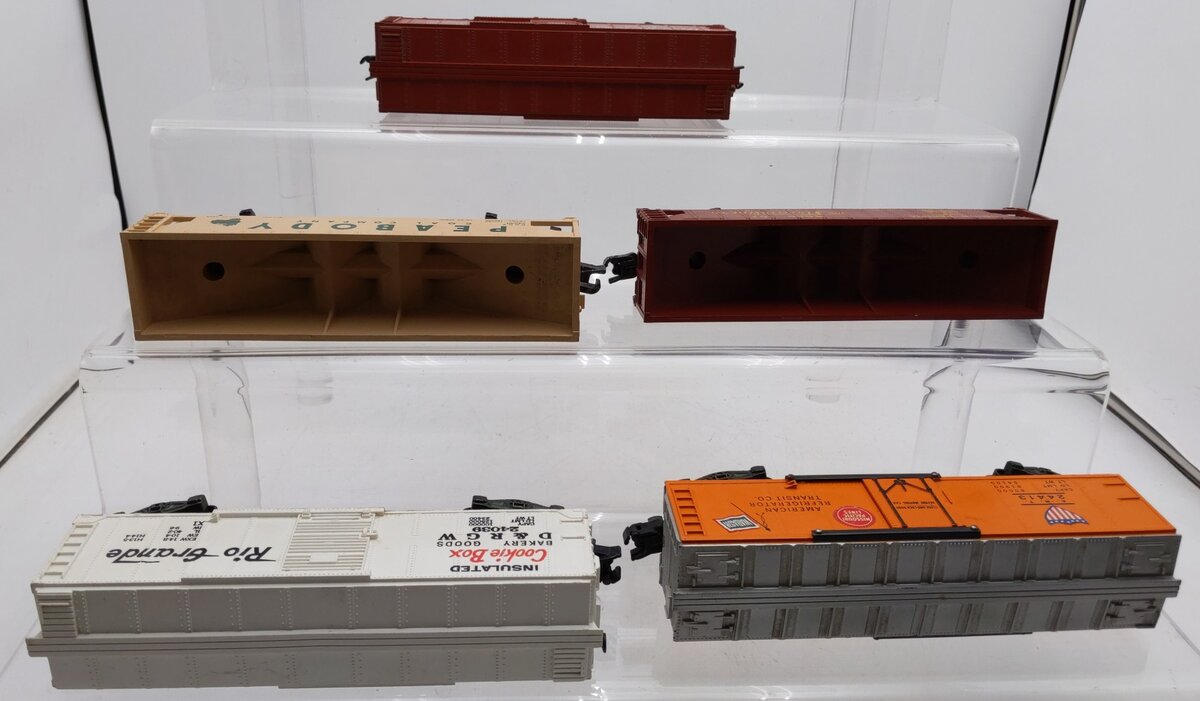 American Flyer Vintage S Gauge Freight Cars-24216, 24413, 942, 24230  24039 [5] VG
