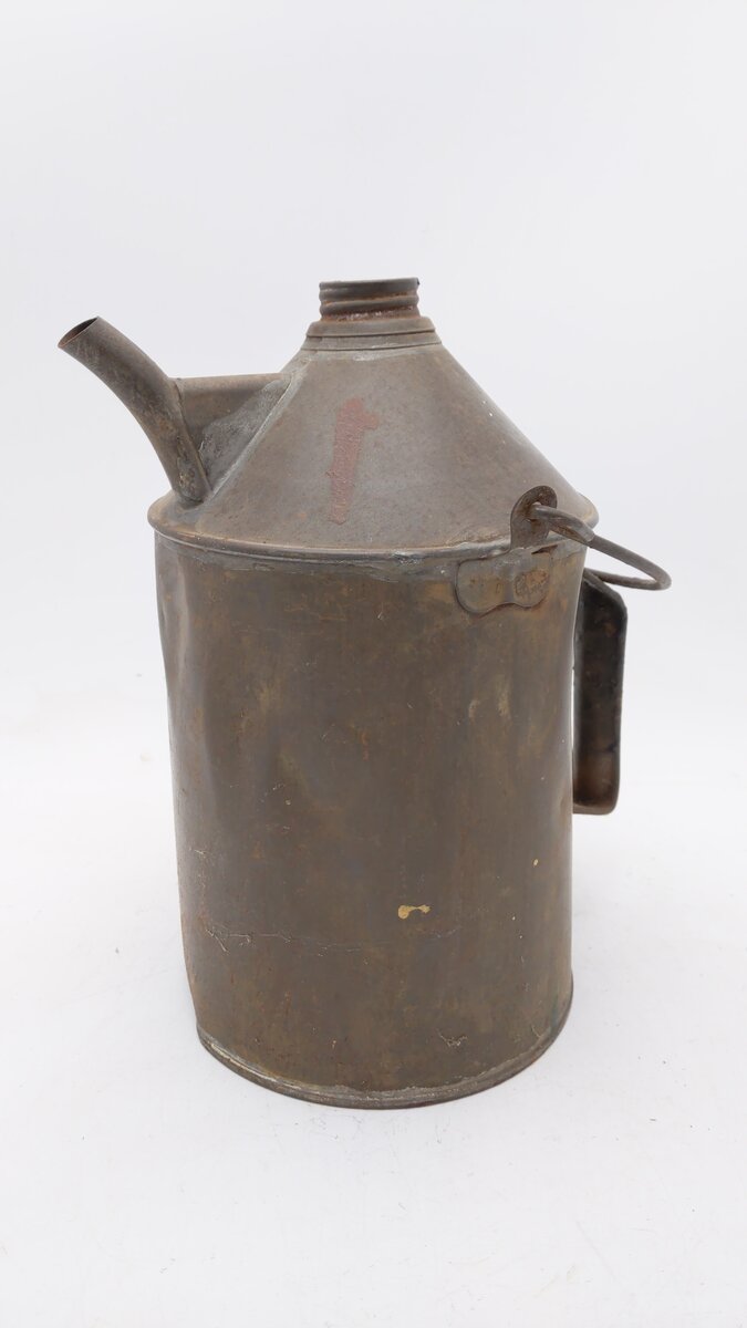 Urban Ohio Vintage NYCS Tall Oil Can VG