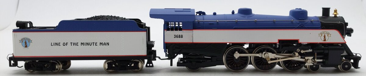 IHC M9913 HO Scale Boston & Maine 4-6-2 Steam Locomotive w/Tender #3688 EX
