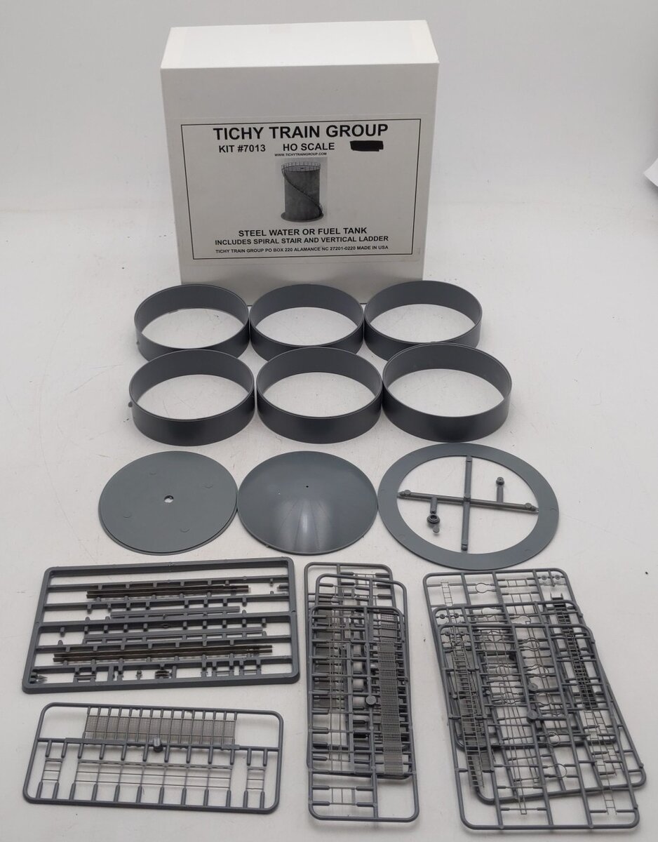 Tichy 7013 HO Scale Cylindrical Steel Tank Water or Fuel Building Kit EX/Box