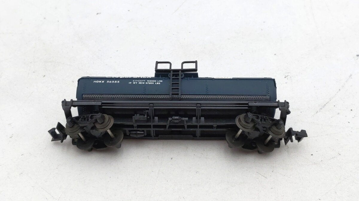 Atlas 2261 N Scale Gulf Oil Corp. Single Dome Chemical Tank Car #56555 EX/Box
