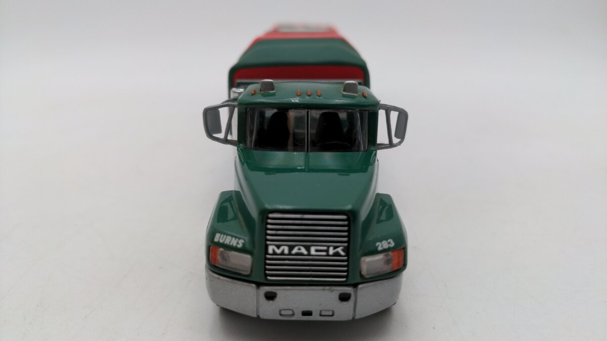 PEM M71703 1:64 Die Cast Motor Freight Flatbed Mack Tractor Trailer #M71703 LN/Box