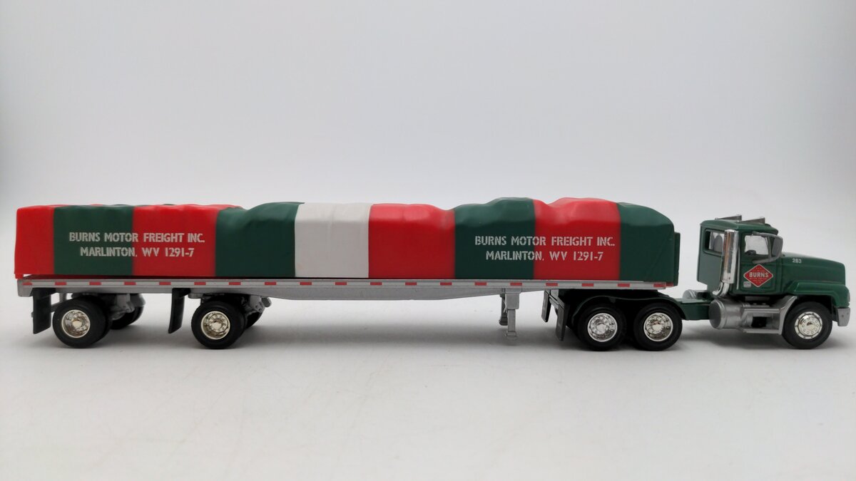 PEM M71703 1:64 Die Cast Motor Freight Flatbed Mack Tractor Trailer #M71703 LN/Box