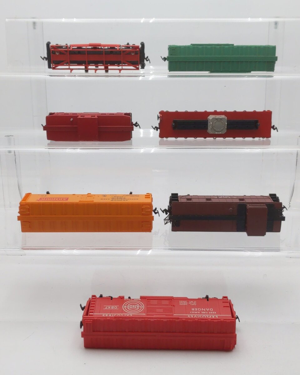 Lionel & Others HO Freight Cars: 1957, 1754, 33819, 0300, 0805, 0847, 506 [7] VG
