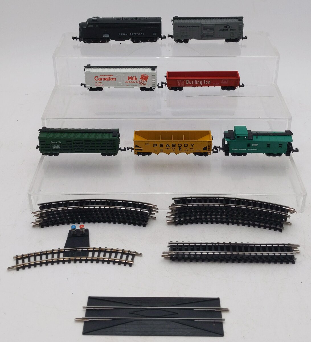 Aurora 4725 Postage Stamp Train High Iron Penn Central Diesel Freight Set LN/Box