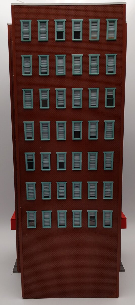 Menards 279-3973 O Gauge York Hotel Royale EX