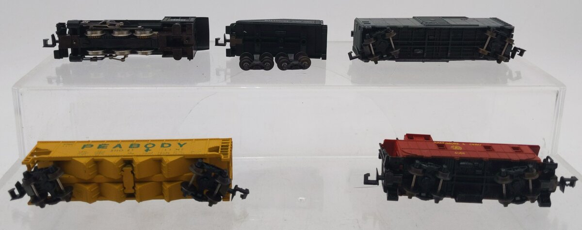 Aurora 4726 Postage Stamp Train High Iron Penn Central Steam Freight Set EX/Box