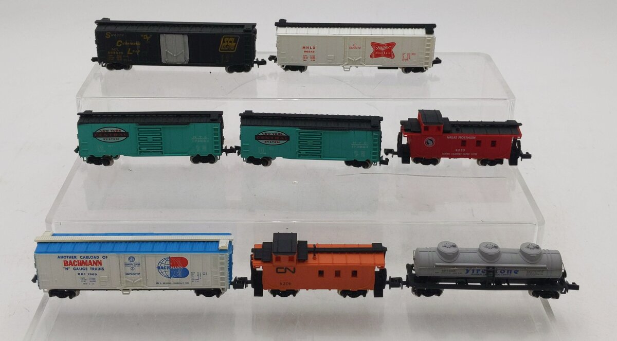 Bachmann N Scale Assorted Freight Cars [8] EX