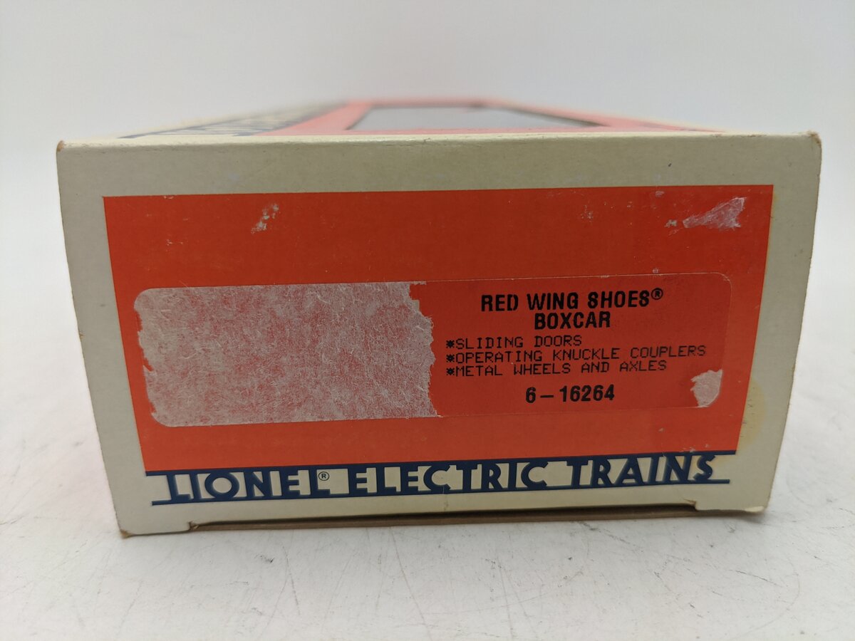 Lionel 6-16264 O Gauge Red Wing Shoes Boxcar #16264 EX/Box