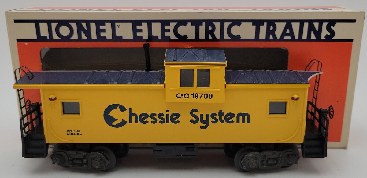 Lionel 6-19700 O Chessie System Extended Vision Illuminated Caboose #19700 VG/Box