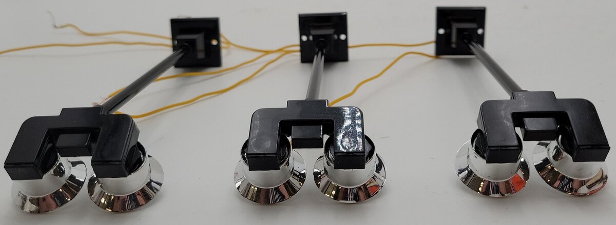 Lionel 6-12927 O Dual Illuminated #65 Yard Lights (Set of 3) EX/Box