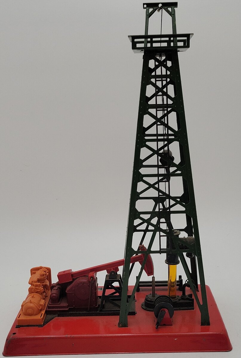 Lionel 455 Vintage O Operating Oil Derrick and Pumper