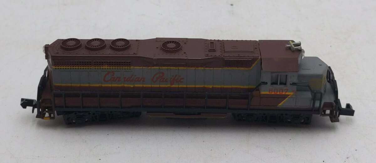 Bachmann 4601 N Scale Southern Pacific EMD GP40 Diesel Locomotive #7031 EX/Box