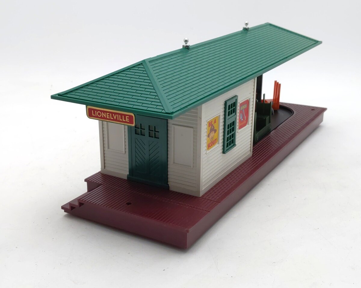 Lionel 356 Vintage O Operating Freight Station -Type II EX/Box