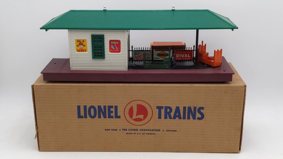 Lionel 356 Vintage O Operating Freight Station -Type II EX/Box