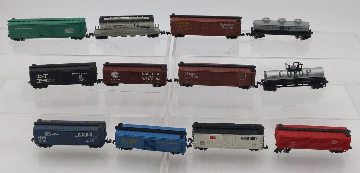 Atlas Bachmann & Con-Cor Assorted freight cars [12] VG