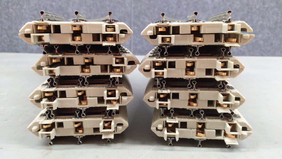 MTH Assorted Standard RealTrack - Oval Set [30] EX